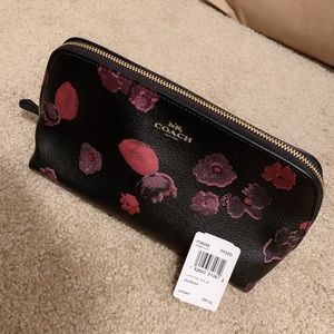 COACH Floral Cosmetic Case 22